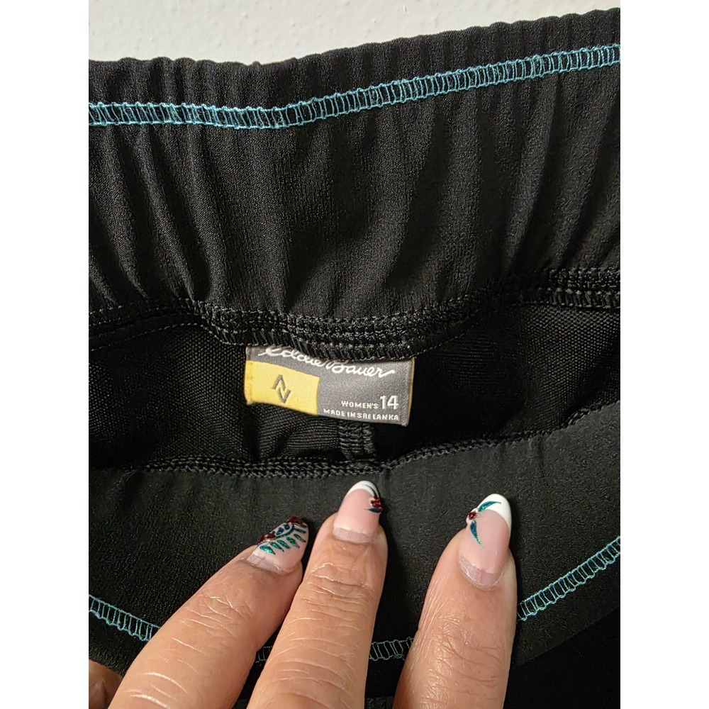 Eddie Bauer Women's Cargo Capri Pants Size‎ 14 Black Stretch Athletic Outdoor - Picture 4 of 8